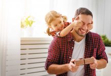 Le père, une mère comme les autres ?