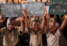 La Chaîne de l’Espoir soutient les écoliers du Togo