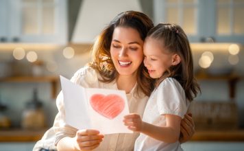 La fête des mères : une tradition qui continue de réunir les familles Fête des mères