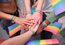 Journée mondiale contre l’homophobie : des progrès… mais encore du chemin à parcourir Journée mondiale contre l'homophobie